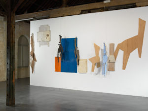 Cortège des transfigurations et des déchéances, Ghislaine Vappereau, exposition La machinerie du  réel, L’arsenal, Musée de Soissons, 2010