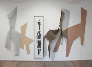 Exposition Le théâtre des pesanteurs, Ghislaine Vappereau, Centre d'art Passages, Troyes, 2006