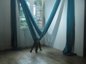Exposition Le théâtre des pesanteurs, Ghislaine Vappereau, Centre d'art Passages, Troyes, 2006