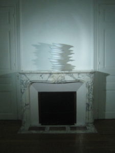 Exposition Le théâtre des pesanteurs, Ghislaine Vappereau, Centre d'art Passages, Troyes, 2006