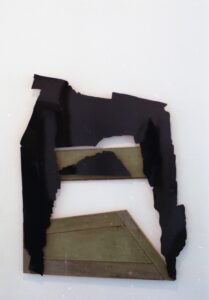 Ghislaine Vappereau, Bas-relief, 1989, Fondation Cartier